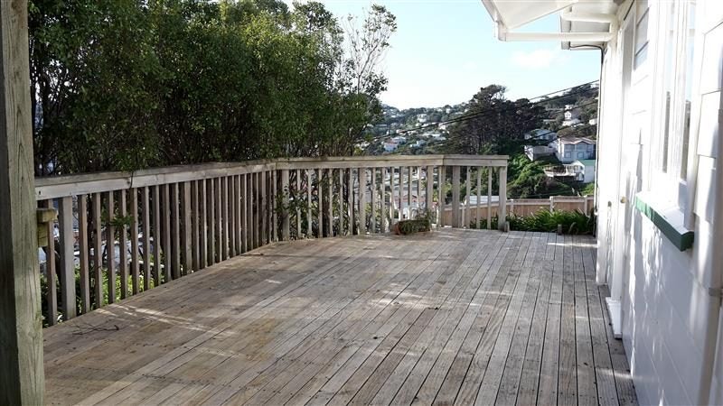 27 Townsend Road, Miramar, Wellington - Carousel 10