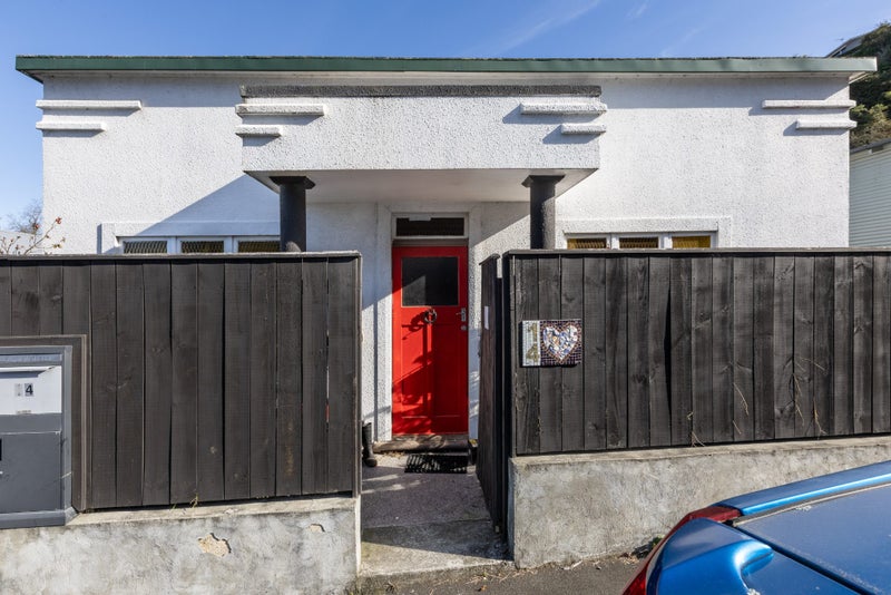 14 Chaucer Road South, Hospital Hill, Napier - Carousel 1
