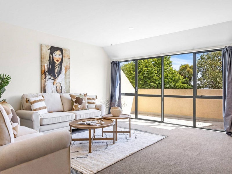 5/324 Worcester Street, Linwood, Christchurch - Carousel 1