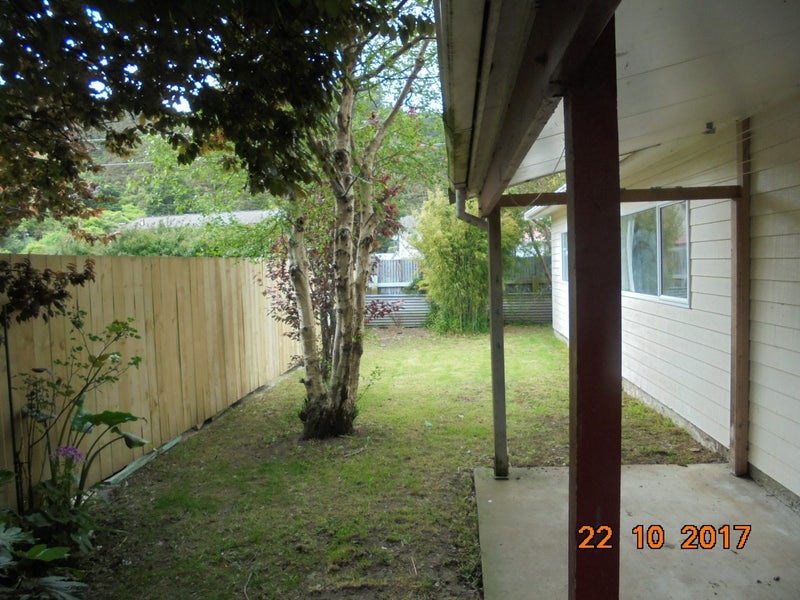 2/30 Petherick Street, Taita, Lower Hutt - Carousel 10