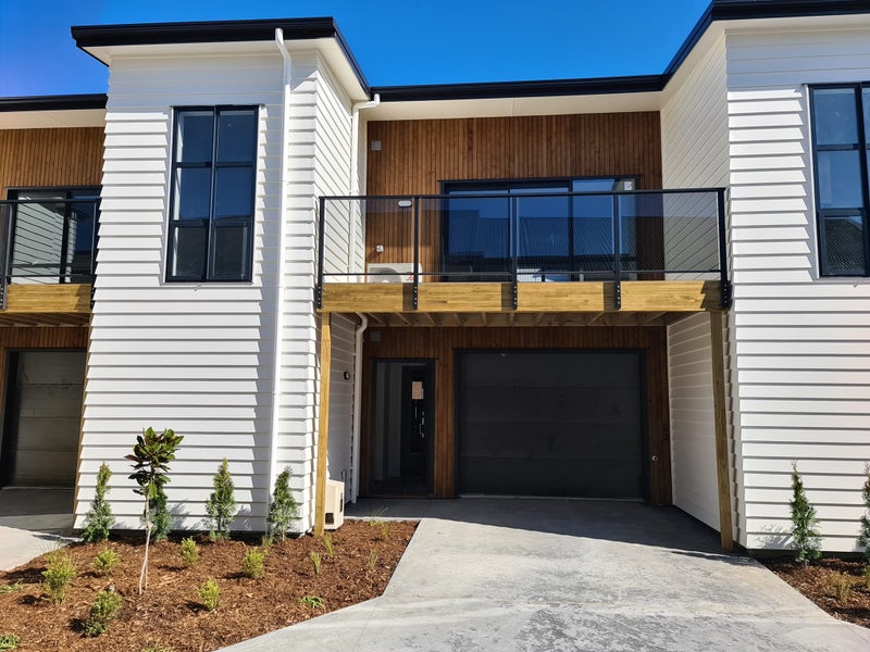 4/45 Cook Street, Hamilton East, Hamilton - Carousel 1