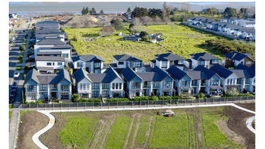 11 Irving Place, Hobsonville, Auckland - Carousel 1