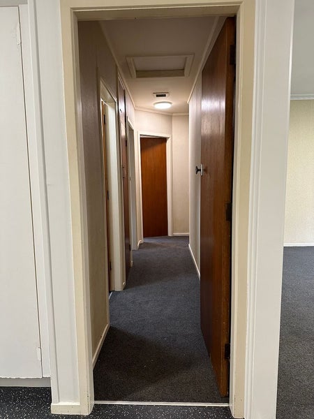 2/11 Manning Street, Hamilton Central, Hamilton - Carousel 13