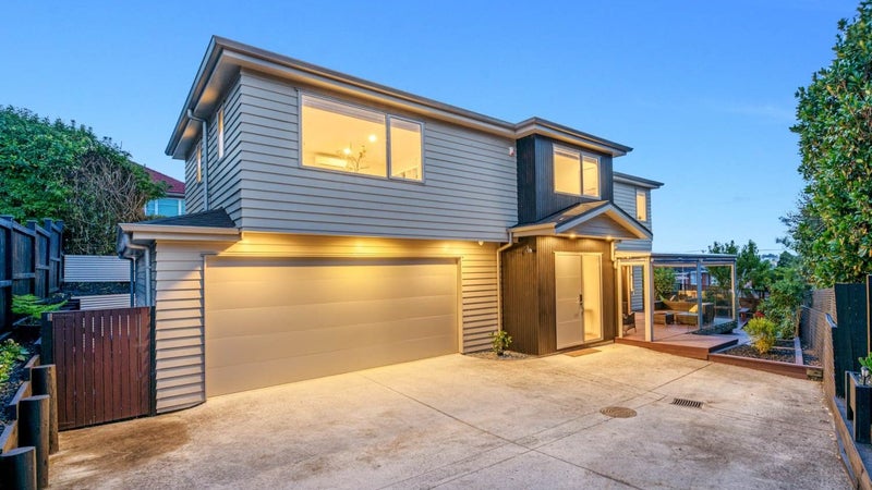 28A Highland Road, Mount Albert, Auckland - Carousel 1