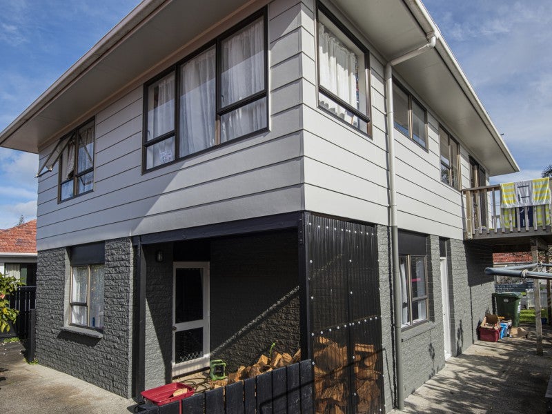 24 Islington Street, Kensington, Whangarei - Carousel 11