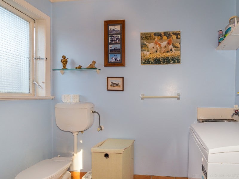 1/37 Shakespeare Avenue, Trentham, Upper Hutt - Carousel 16