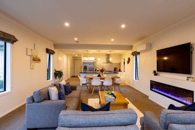 35 Plescher Crescent, Leamington, Cambridge - Carousel 1