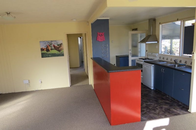 57 Mazengarb Road, Paraparaumu Beach, Paraparaumu - Carousel 2