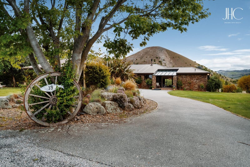 19 Lowburn Valley Road, Lowburn, Cromwell - Carousel 2