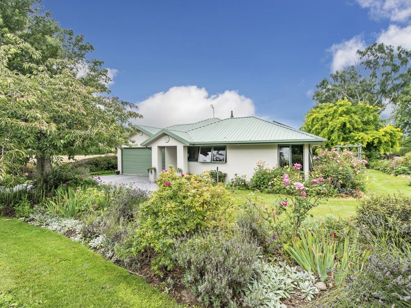 62 High Street, Southbridge, Southbridge - Carousel 1