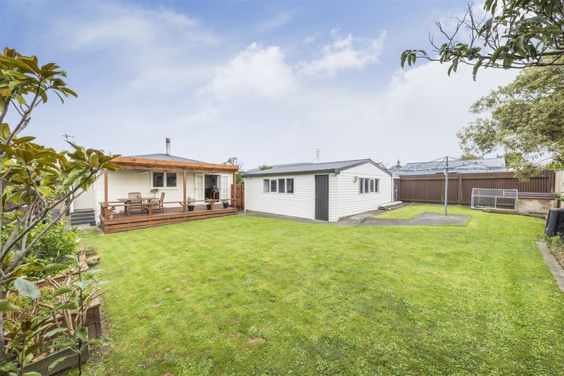 59 Anakiwa Street, Kelvin Grove, Palmerston North - Carousel 2