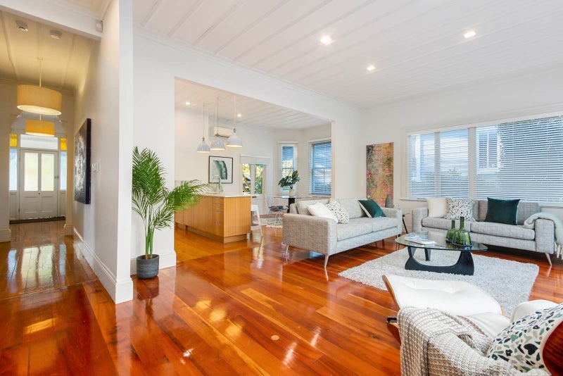 10 Castle Street, Grey Lynn, Auckland - Carousel 2