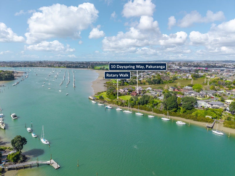 2/10 Dayspring Way, Pakuranga, Auckland - Carousel 2