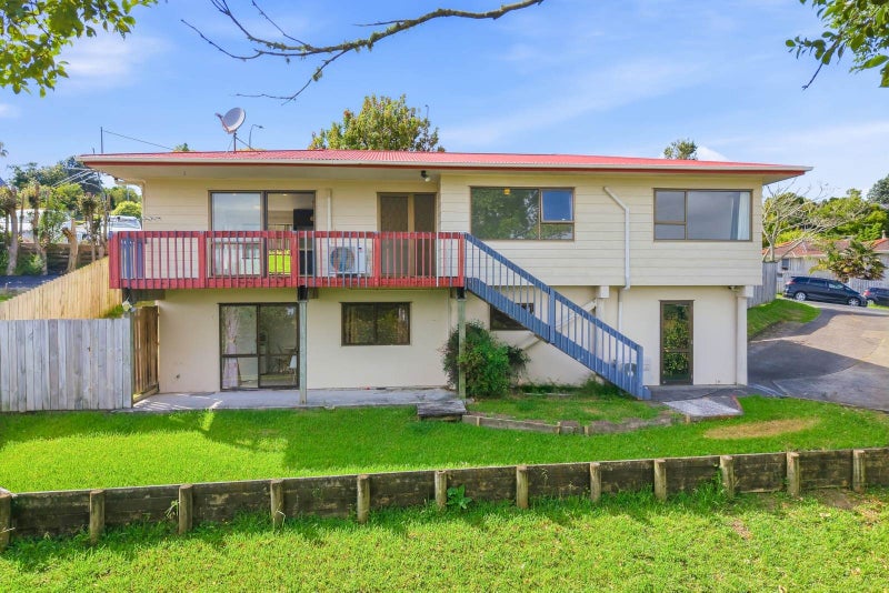 38 Oaktree Avenue, Browns Bay, Auckland - Carousel 2