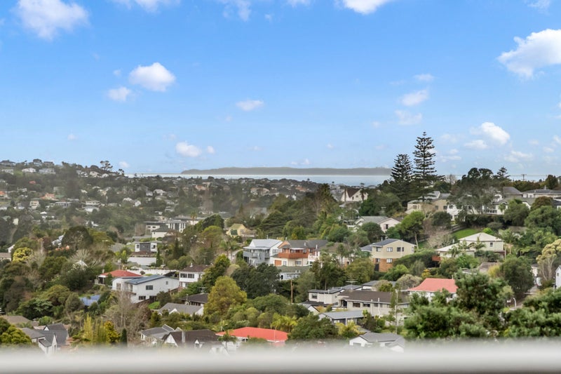 589E East Coast Road, Browns Bay, Auckland - Carousel 12