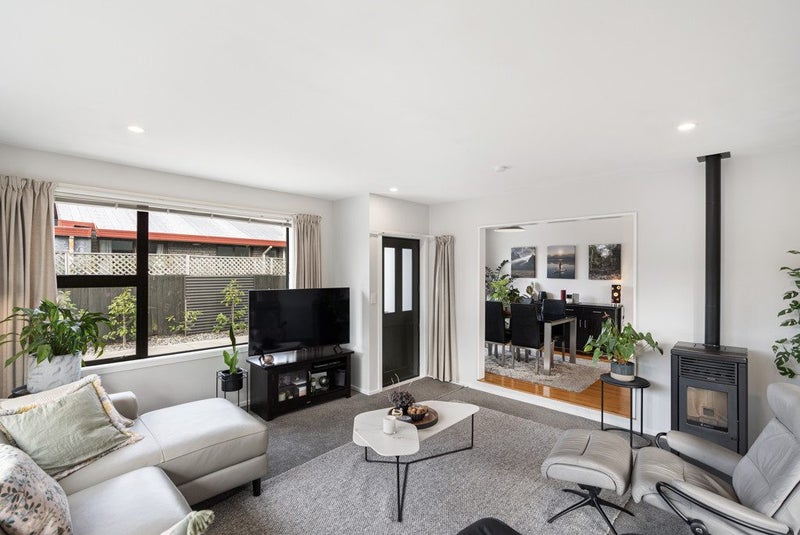 2/134 Milton Street, Somerfield, Christchurch - Carousel 1