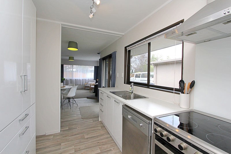 2A Ballance Place, Marewa, Napier - Carousel 2