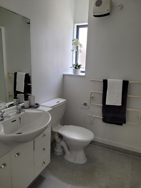 8/315 Worcester Street, Linwood, Christchurch - Carousel 8