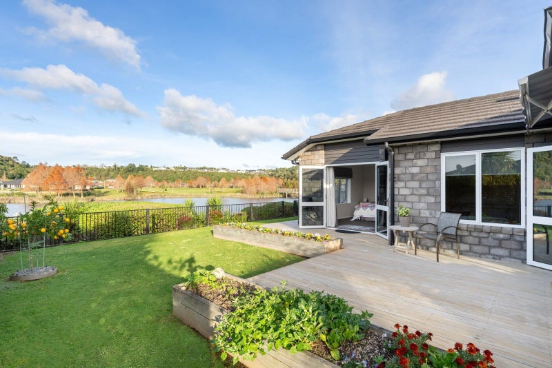 31 Scoria Close, Pyes Pa, Tauranga - Carousel 2