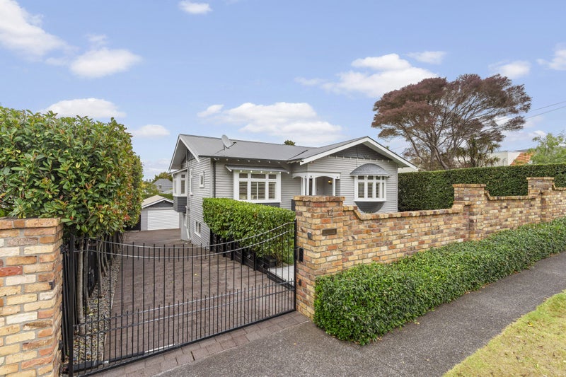 12 Fairholme Avenue, Epsom, Auckland - Carousel 2