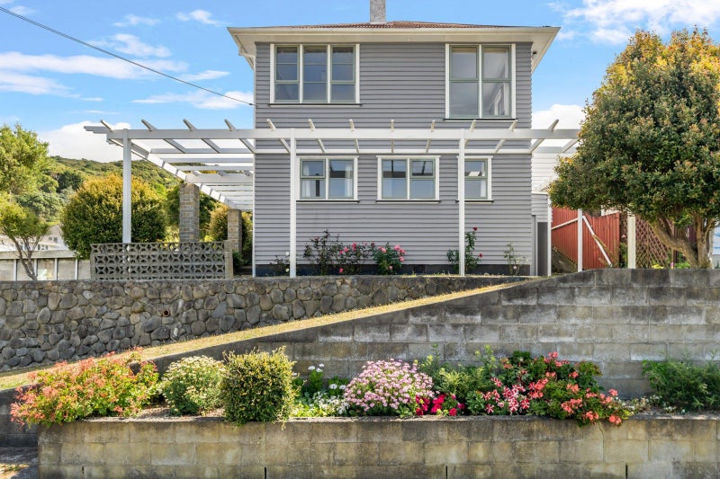 2 Waiho Terrace, Elsdon, Porirua - Carousel 21