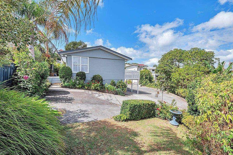 1/89 Monarch Avenue, Hillcrest, Auckland - Carousel 1