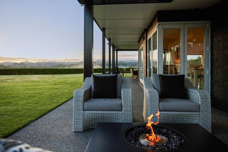 28 Hanlow Place, Pyes Pa, Tauranga - Carousel 2