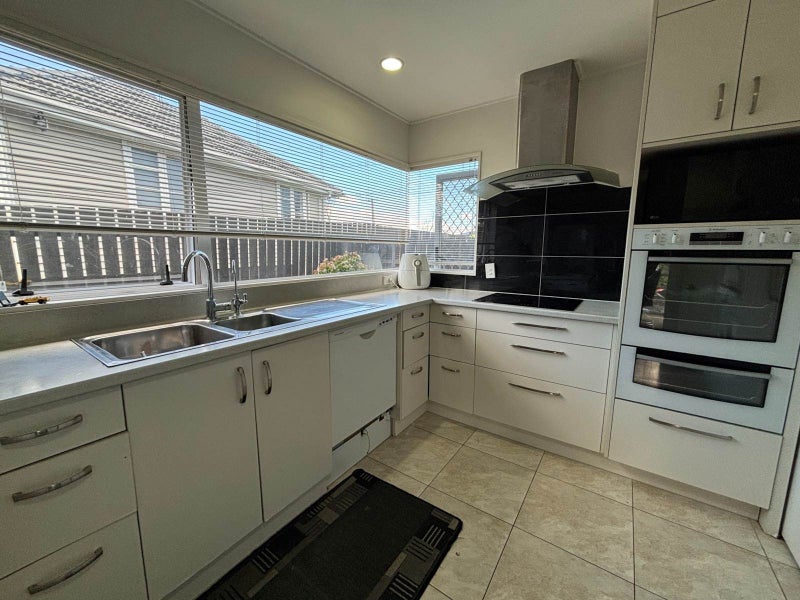 23 Russell Road, Marewa, Napier - Carousel 1