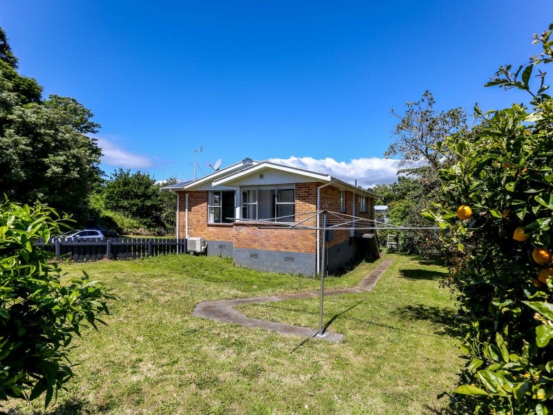 10 Tavistock Street, Westown, New Plymouth - Carousel 2