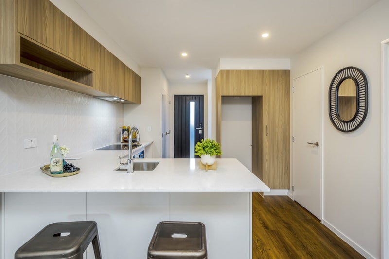 8/2 Sturges Avenue, Ōtāhuhu, Auckland - Carousel 2