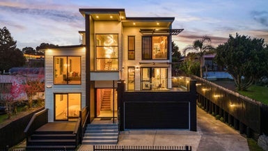 8A Palmer Avenue, Glen Eden, Auckland - Carousel 1