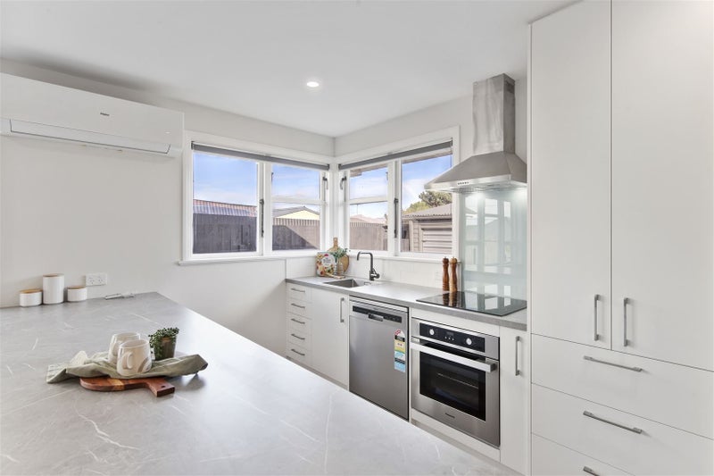 16 Soberton Street, Aranui, Christchurch - Carousel 2