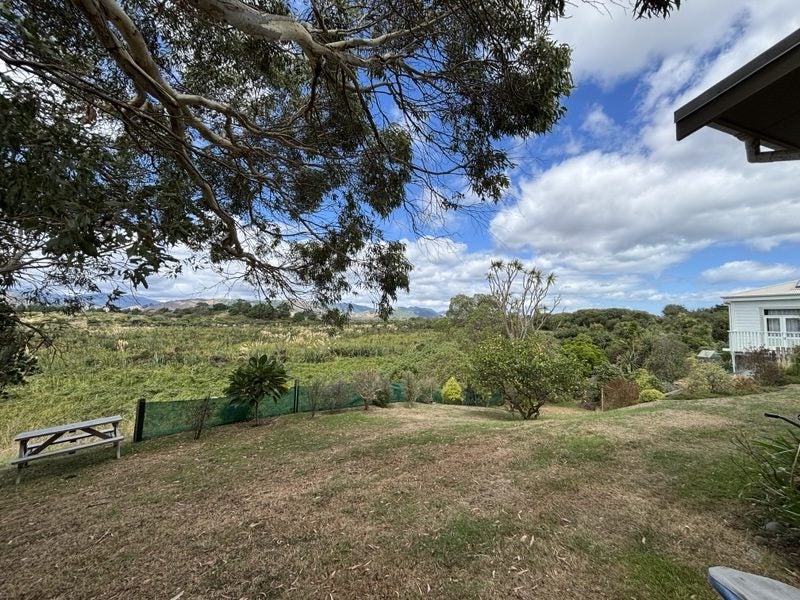 17 Freyberg Crescent, Waikanae Beach, Waikanae - Carousel 15