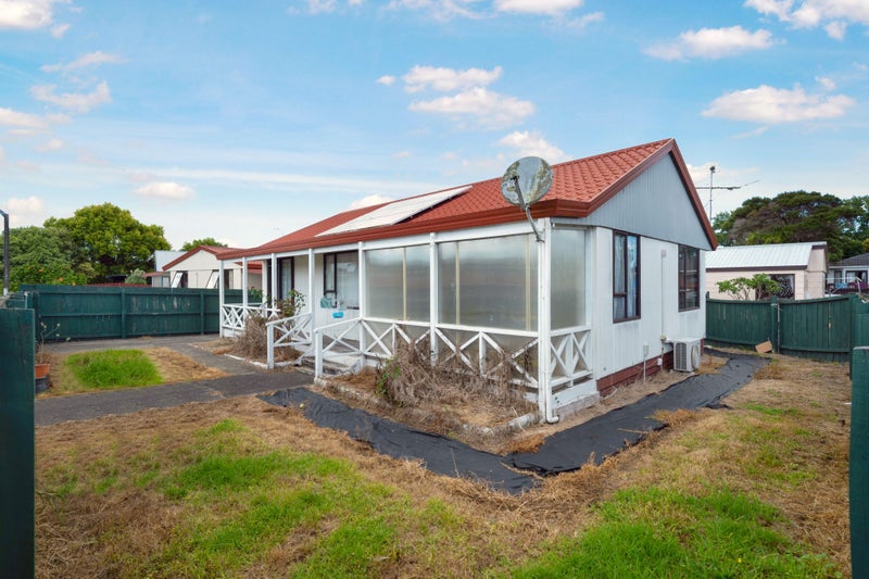 4 Ireland Place, Ranui, Auckland - Carousel 2