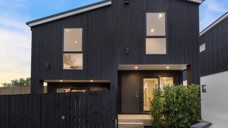 72A Weatherly Road, Torbay, Auckland - Carousel 1