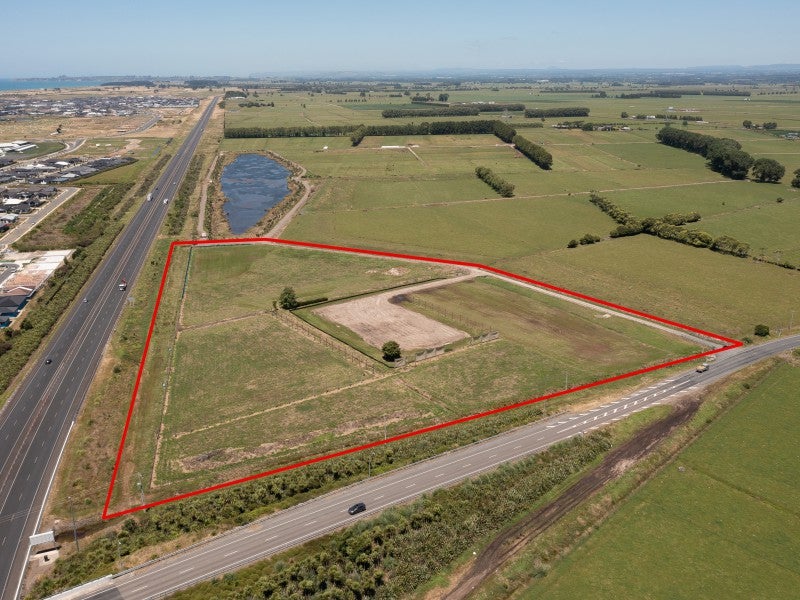 227 Parton Road, Te Puke - Carousel 2