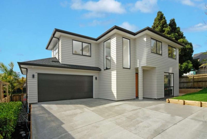 24A Seaside Avenue, Waterview, Auckland - Carousel 1