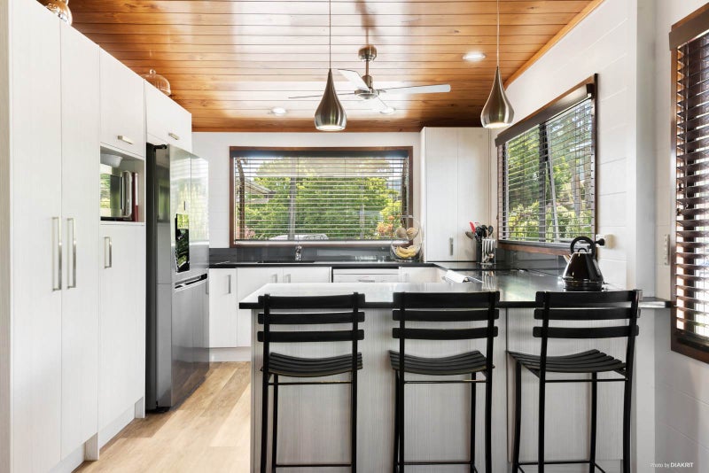 21 Gails Drive, Albany - Carousel 2