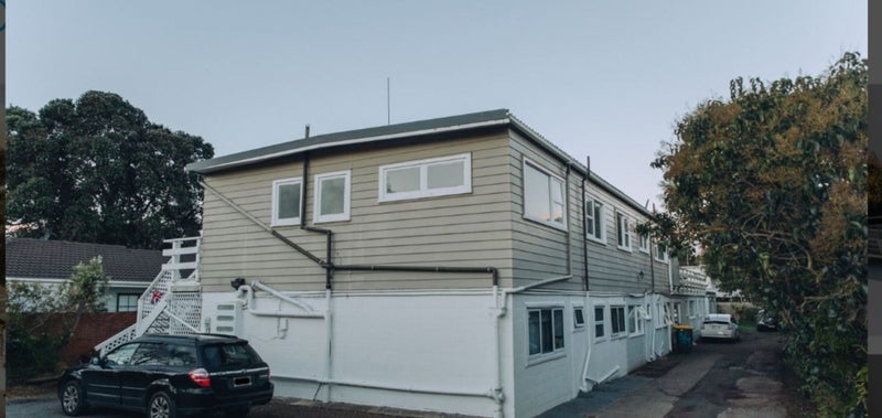 5/19 Milton Road, Orewa, Orewa - Carousel 1