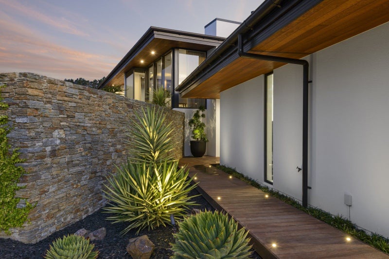 6 Rock Hill Drive, Kennedys Bush, Christchurch - Carousel 2