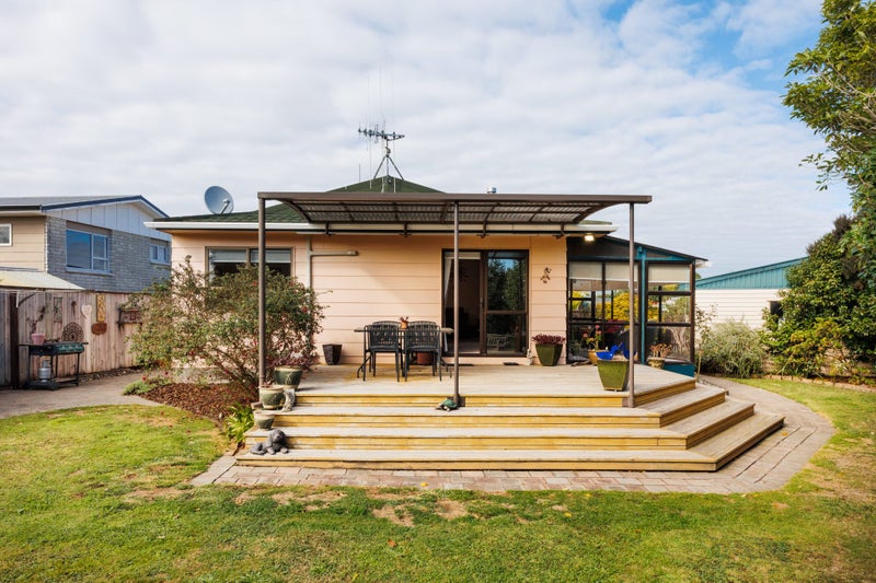 3 Waltham Court, Cloverlea, Palmerston North - Carousel 2