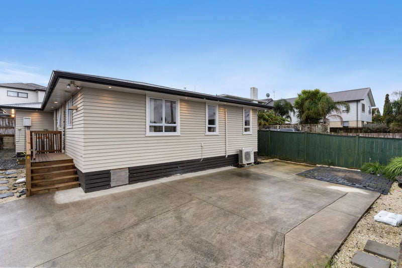 4 RAYMOND Road, Papatoetoe, Auckland - Carousel 2