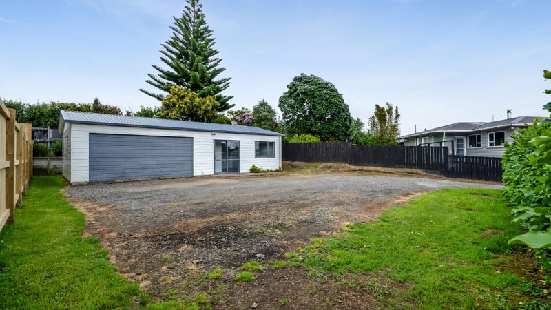 111 Ngamotu Road, Spotswood, New Plymouth - Carousel 1