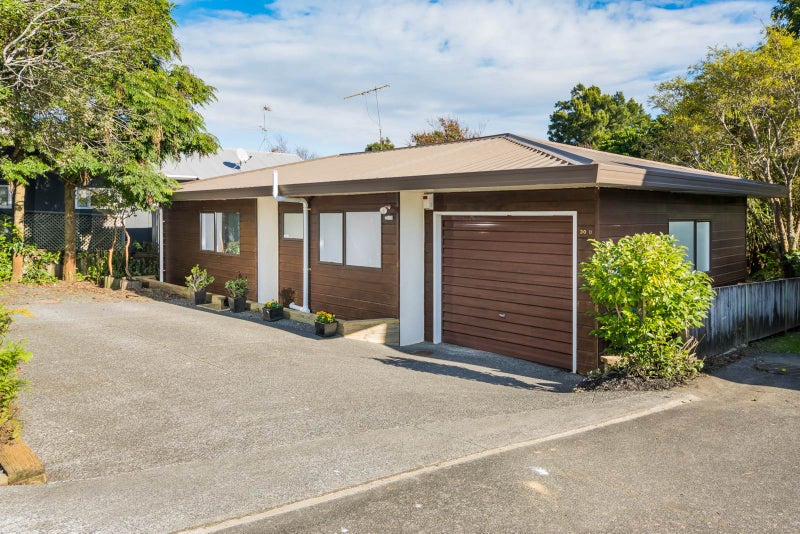2/30 Elliott Avenue, Bayview, Auckland - Carousel 1