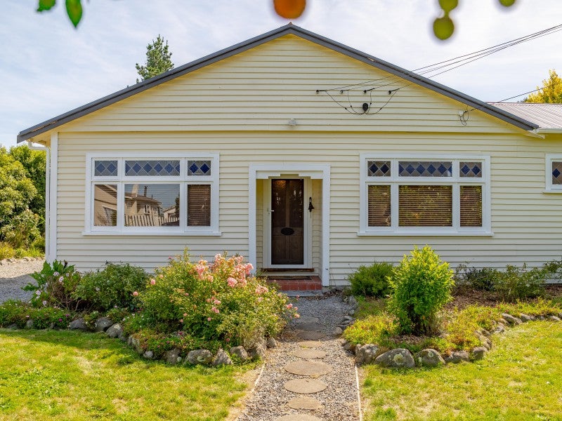 24 South Featherston Road, South Featherston, Featherston - Carousel 2