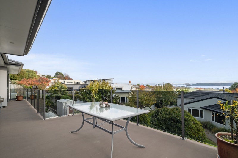 2 Botanical Heights Drive, Waipahihi, Taupo - Carousel 25