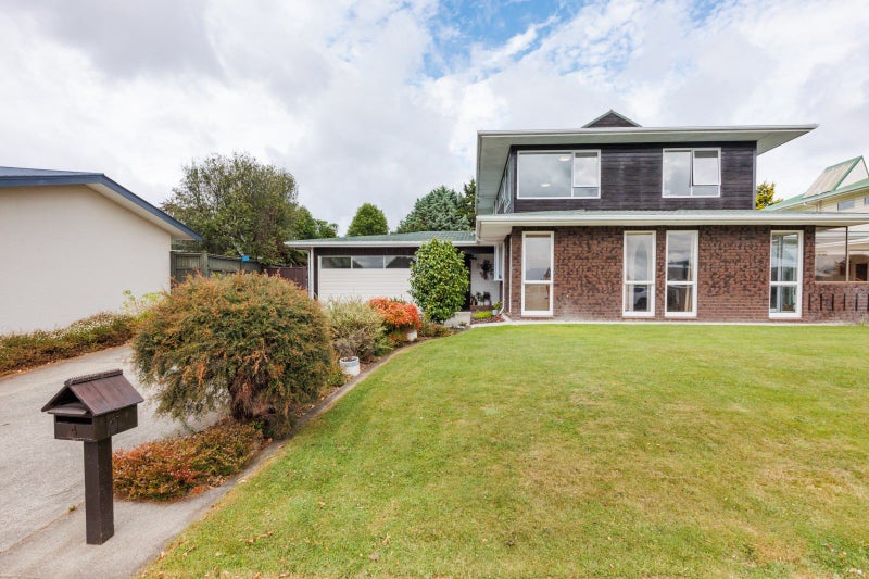 4 Anaru Place, Awapuni, Palmerston North - Carousel 40