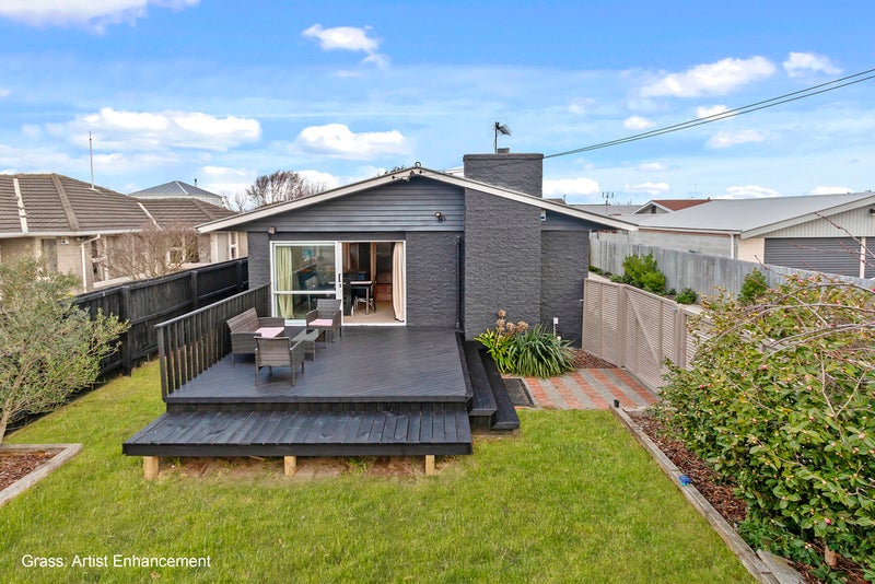 85 Beach Road, North New Brighton, Christchurch - Carousel 1