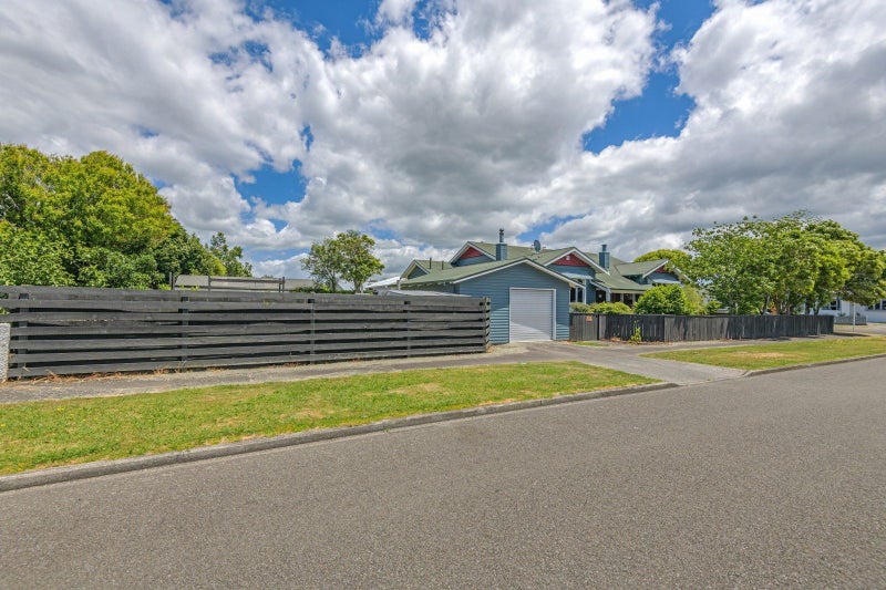 24 Argyle Avenue, Takaro, Palmerston North - Carousel 18