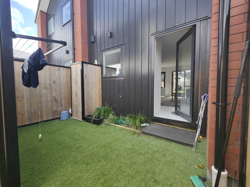 2/14 Biddle Crescent, Taita, Lower Hutt - Carousel 9